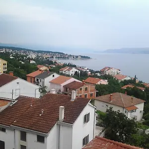 odvojak-apartments.primorje-gorskikotar.com/